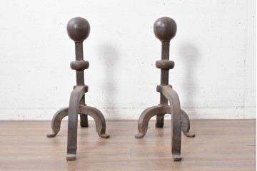 イギリスアンティーク　特大サイズ!　重厚感あふれるアイアンファイヤードッグ2本(1対)セット　(R-089371)
