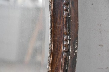 イギリスアンティーク　1940年頃　石膏の装飾が上品なオーバルウォールミラー　(R-089378)