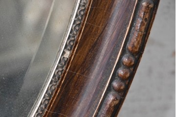 イギリスアンティーク　1940年頃　石膏の装飾が上品なオーバルウォールミラー　(R-089378)