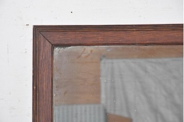 イギリスアンティーク　1930年頃　オーク材　木目を活かしたフレームがクラシカルなウォールミラー　(R-089379)