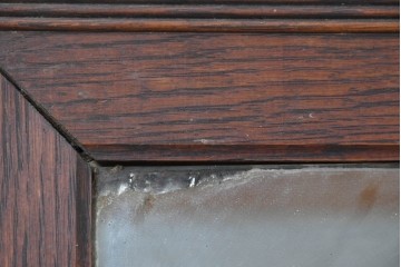 イギリスアンティーク　1930年頃　オーク材　木目を活かしたフレームがクラシカルなウォールミラー　(R-089379)