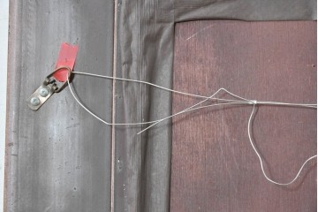 イギリスヴィンテージ　立体感のある装飾が施されたウォールミラー　(R-089380)