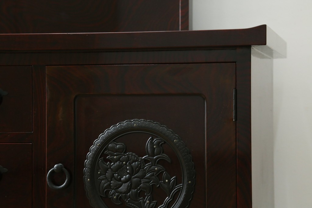 和製ヴィンテージ　高級品　超美品!!　仙台民芸箪笥(仙台箪笥)　漆塗り　牡丹紋様の重厚な金具が美しい木地呂塗りの鏡台　(R-089385)