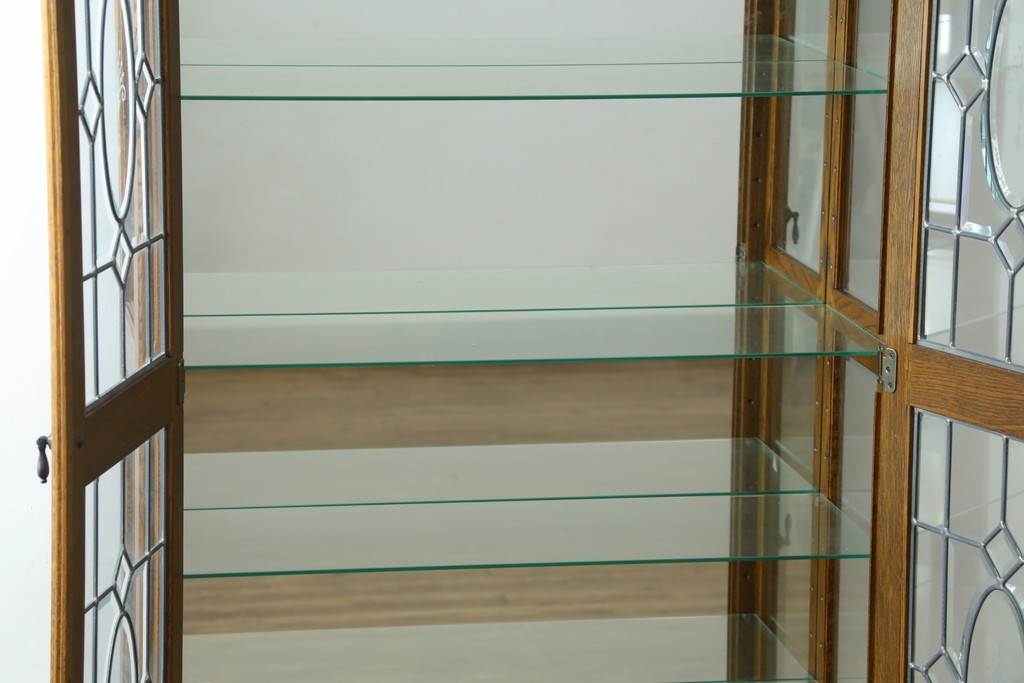 中古　美品　希少モデル　三越家具　COUNTRY HOUSE(カントリーハウス)　Brugge(ブルージュ)　秋山木工製作　装飾ガラスが上品なキュリオケース　(R-089386)