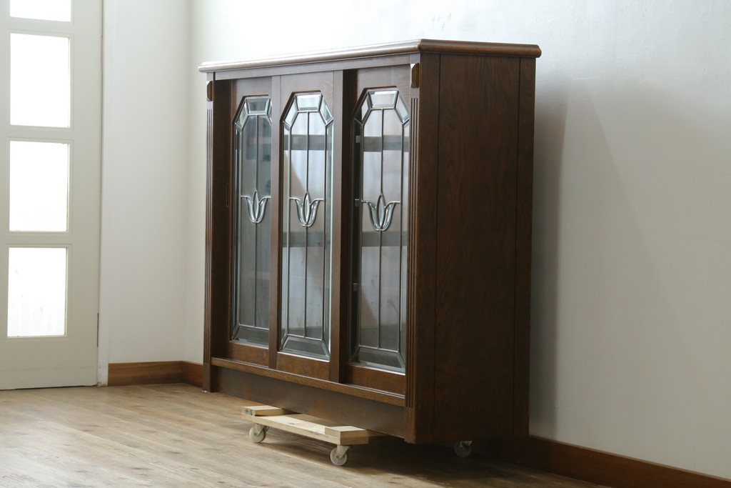 中古　美品　三越家具 COUNTRY HOUSE(カントリーハウス) Brugge(ブルージュ)　ステンドグラス扉が上品なサイドボード　(R-089387)