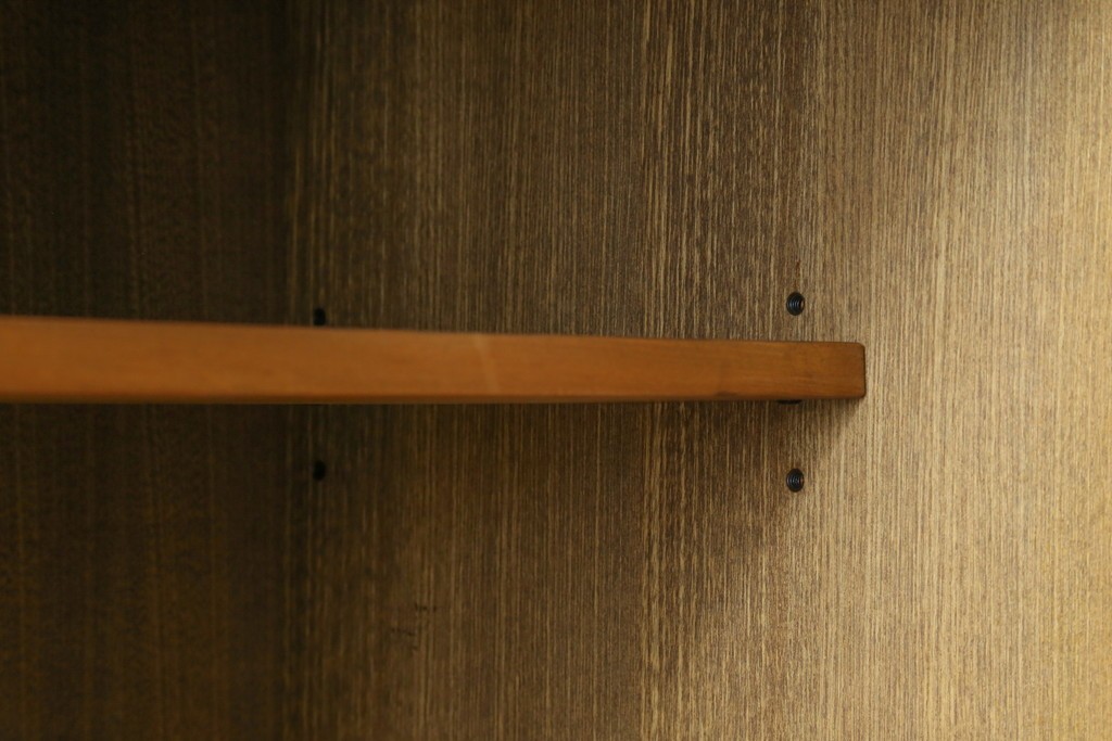 中古　美品　ニレ材　木目が美しい水屋箪笥　(R-089388)