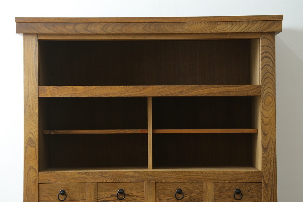 中古　美品　ニレ材　水屋箪笥上段　格子戸が趣を添える戸棚　(R-089389)