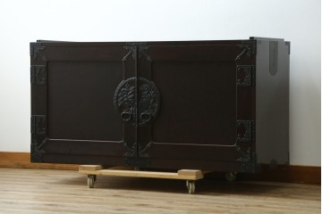 《天板取り付け加工費込み》　中古　最高級!　前面欅材　総漆塗り(木地呂塗り)　渡辺家具店製　観音扉に伝統美を感じる仙台着物箪笥　(R-089393)
