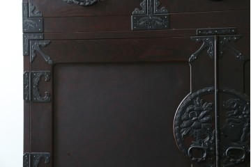 《天板取り付け加工費込み》　中古　最高級!　前面欅材　総漆塗り(木地呂塗り)　渡辺家具店製　観音扉に伝統美を感じる仙台着物箪笥　(R-089393)