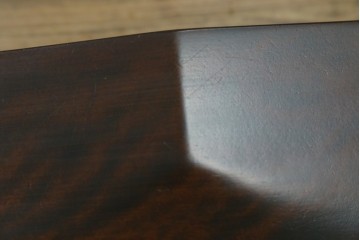 中古　北海道民芸家具　波打つデザインの背もたれが印象的なダイニングチェア　(R-089397)