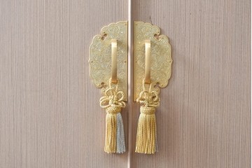 中古　大阪泉州桐箪笥　胴丸　上品な佇まいが魅力の着物箪笥　定価約120万円　(R-089399)