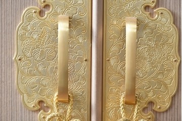 中古　大阪泉州桐箪笥　胴丸　上品な佇まいが魅力の着物箪笥　定価約120万円　(R-089399)