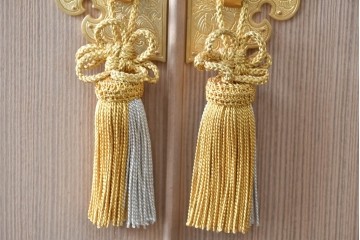 中古　大阪泉州桐箪笥　胴丸　上品な佇まいが魅力の着物箪笥　定価約120万円　(R-089399)