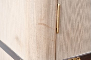 中古　大阪泉州桐箪笥　胴丸　上品な佇まいが魅力の着物箪笥　定価約120万円　(R-089399)