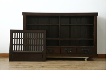 中古　美品　水屋箪笥　格子戸の意匠が趣深いサイドボード　(R-089400)
