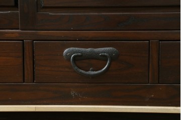 中古　美品　水屋箪笥　格子戸の意匠が趣深いサイドボード　(R-089400)
