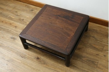 和製アンティーク　希少なシンプルデザイン　唐木　丸みのあるフォルムが空間に馴染む座卓　(R-089404)