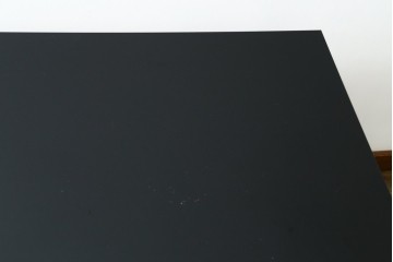 中古　美品　BoConcept(ボーコンセプト)　TORINO(トリノ)　ブラックカラーがスタイリッシュなダイニングテーブル　定価約15万円　(R-089405)