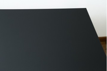 中古　美品　BoConcept(ボーコンセプト)　TORINO(トリノ)　ブラックカラーがスタイリッシュなダイニングテーブル　定価約15万円　(R-089406)