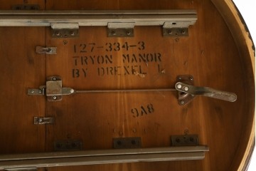 中古　美品　DREXEL HERITAGE(ドレクセルヘリテイジ)　TRYON MANOR(トライオンメナー)　クラシカルな佇まいのエクステンションテーブル　(R-089408)