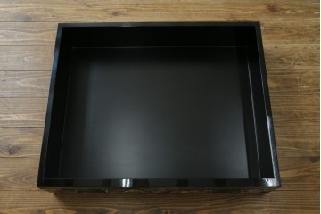 中古　超美品　最高級品　銘有り　螺鈿　細やかな人物風景文様が美しい衣装箪笥　(R-089414)