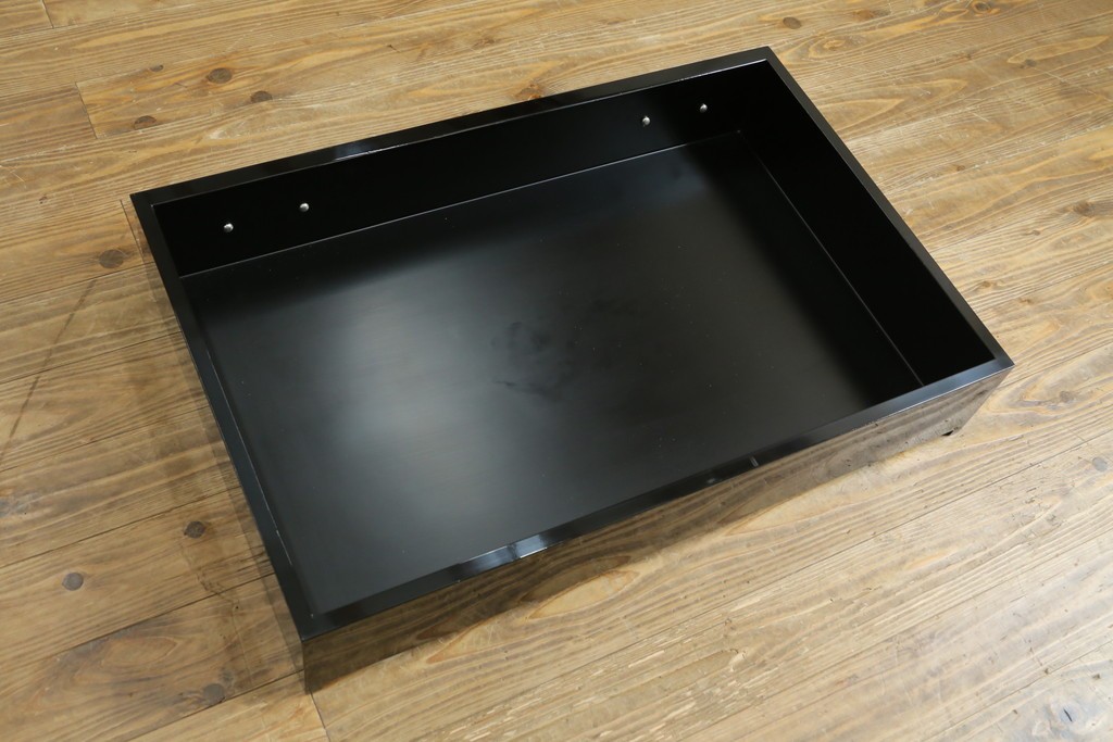 中古　超美品　最高級品　螺鈿　人物風景文様が華やかなワードローブ　(R-089415)