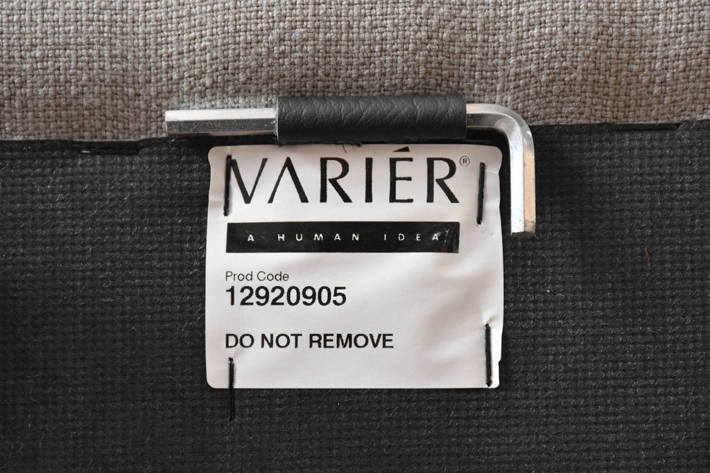 中古　VARIER(ヴァリエール)　VARIABLE(バリアブル)　人間工学に基づいたデザインのチェア　(R-089417)