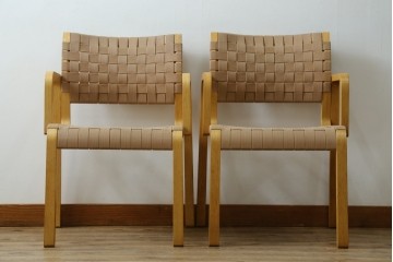 中古　arflex(アルフレックス)　NT SLIM(エヌティースリム)　アームチェア2脚セット　定価(2脚合計)約15万2千円　(R-089419)