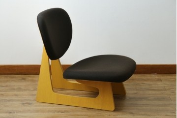 中古　美品　天童木工(Tendo)　S-5016NA　オーク材　丸みを帯びたフォルムの低座イス　(R-089420)
