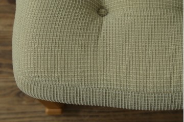 中古　美品　天童木工(Tendo)　ゆったりとくつろげるイージーチェア　(R-089421)