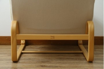 中古　美品　天童木工(Tendo)　ゆったりとくつろげるイージーチェア　(R-089421)