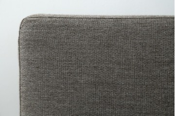 デンマークヴィンテージ　GETAMA(ゲタマ)　Hans J. Wegner(ハンス・J・ウェグナー)　GE240　洗練されたデザインの3人掛けソファ　(R-089424)