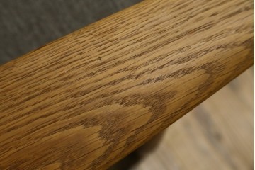 デンマークヴィンテージ　GETAMA(ゲタマ)　Hans J. Wegner(ハンス・J・ウェグナー)　GE240　洗練されたデザインの3人掛けソファ　(R-089424)