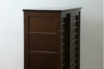 中古　美品　松本民芸家具　深みのある色合いと横桟扉が趣深い下駄箱　(R-089430)
