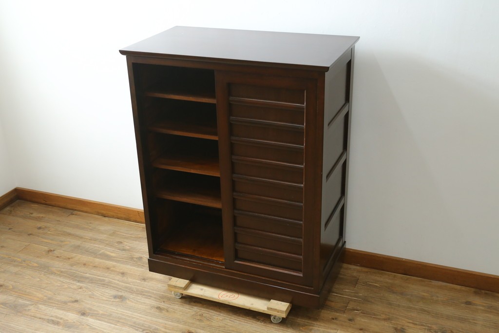 中古　美品　松本民芸家具　深みのある色合いと横桟扉が趣深い下駄箱　(R-089430)