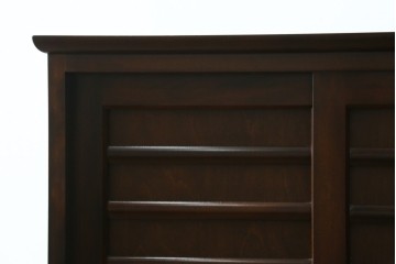 中古　美品　松本民芸家具　深みのある色合いと横桟扉が趣深い下駄箱　(R-089430)
