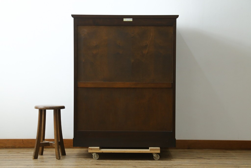 中古　美品　松本民芸家具　深みのある色合いと横桟扉が趣深い下駄箱　(R-089430)