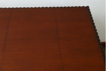 中古　マホガニー材　アンティーク調の優美な両袖デスク　(R-089432)