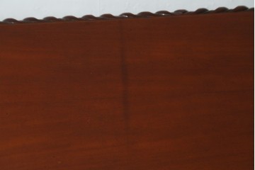 中古　マホガニー材　アンティーク調の優美な両袖デスク　(R-089432)