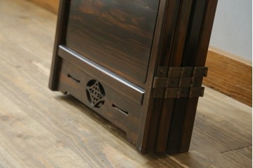 中古　美品　黒檀　透かし彫りと梅花の意匠が美しい彫刻入り4連衝立　(R-089435)