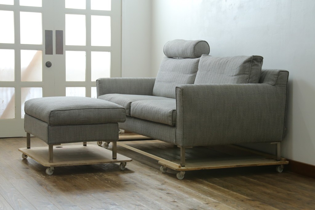 中古　ACTUS(アクタス)取扱い　eilersen(アイラーセン)　GROUP-E MELLOW(メロー)　ストリームラインソファ(STREAMLINESOFA)　ヘッドレスト付き2人掛けソファとオットマンのセット　(R-089444)