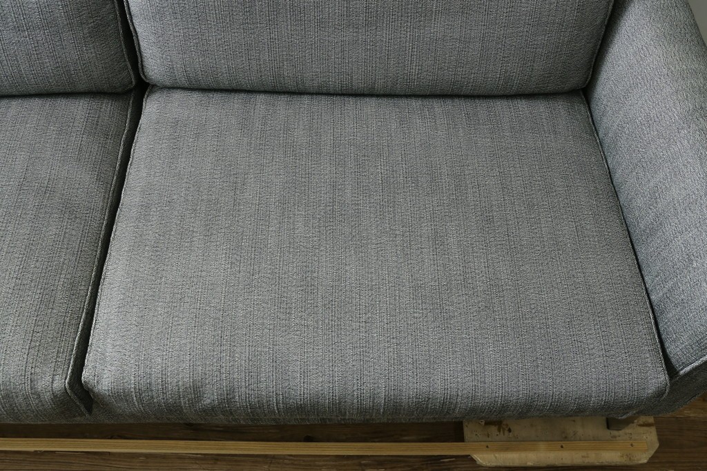 中古　ACTUS(アクタス)取扱い　eilersen(アイラーセン)　GROUP-E MELLOW(メロー)　ストリームラインソファ(STREAMLINESOFA)　ヘッドレスト付き2人掛けソファとオットマンのセット　(R-089444)