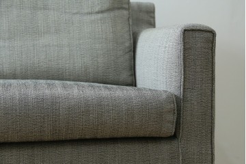 中古　ACTUS(アクタス)取扱い　eilersen(アイラーセン)　GROUP-E MELLOW(メロー)　ストリームラインソファ(STREAMLINESOFA)　ヘッドレスト付き2人掛けソファとオットマンのセット　(R-089444)