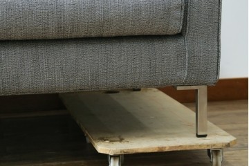 中古　ACTUS(アクタス)取扱い　eilersen(アイラーセン)　GROUP-E MELLOW(メロー)　ストリームラインソファ(STREAMLINESOFA)　ヘッドレスト付き2人掛けソファとオットマンのセット　(R-089444)