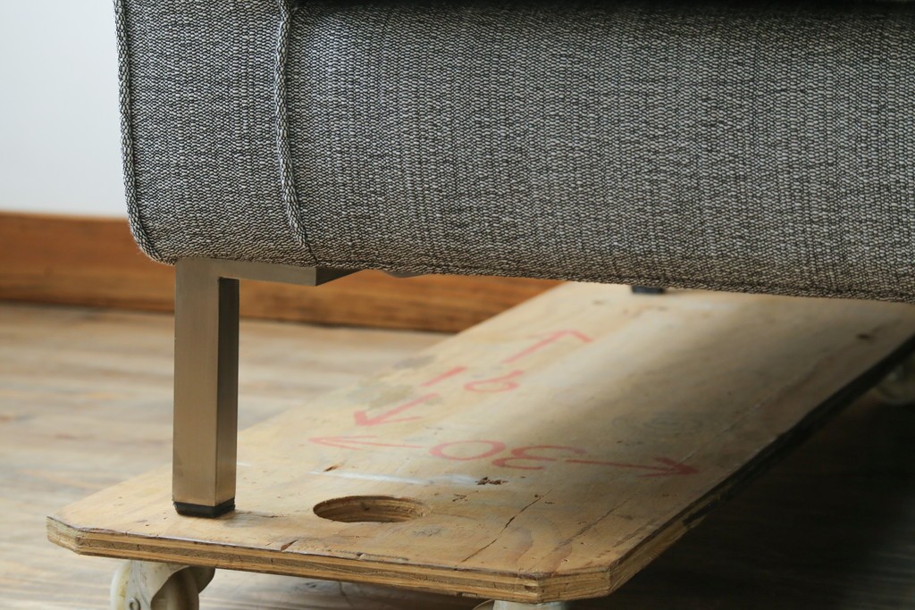 中古　ACTUS(アクタス)取扱い　eilersen(アイラーセン)　GROUP-E MELLOW(メロー)　ストリームラインソファ(STREAMLINESOFA)　ヘッドレスト付き2人掛けソファとオットマンのセット　(R-089444)