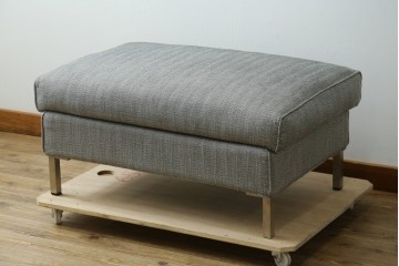 中古　ACTUS(アクタス)取扱い　eilersen(アイラーセン)　GROUP-E MELLOW(メロー)　ストリームラインソファ(STREAMLINESOFA)　ヘッドレスト付き2人掛けソファとオットマンのセット　(R-089444)