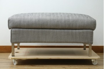 中古　ACTUS(アクタス)取扱い　eilersen(アイラーセン)　GROUP-E MELLOW(メロー)　ストリームラインソファ(STREAMLINESOFA)　ヘッドレスト付き2人掛けソファとオットマンのセット　(R-089444)
