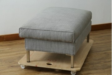 中古　ACTUS(アクタス)取扱い　eilersen(アイラーセン)　GROUP-E MELLOW(メロー)　ストリームラインソファ(STREAMLINESOFA)　ヘッドレスト付き2人掛けソファとオットマンのセット　(R-089444)