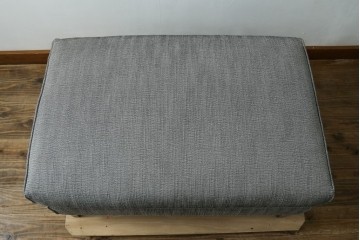 中古　ACTUS(アクタス)取扱い　eilersen(アイラーセン)　GROUP-E MELLOW(メロー)　ストリームラインソファ(STREAMLINESOFA)　ヘッドレスト付き2人掛けソファとオットマンのセット　(R-089444)