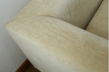 中古　美品　ミノッティ(Minotti)　パウエル(Powell)　ゆったりとくつろげるモダンなソファ　定価約240万円　(R-089447)